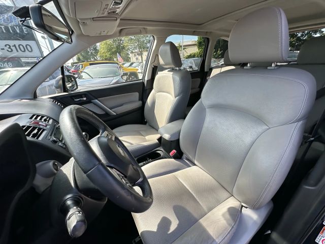2015 Subaru Forester 2.5i Touring Image 25 of 55