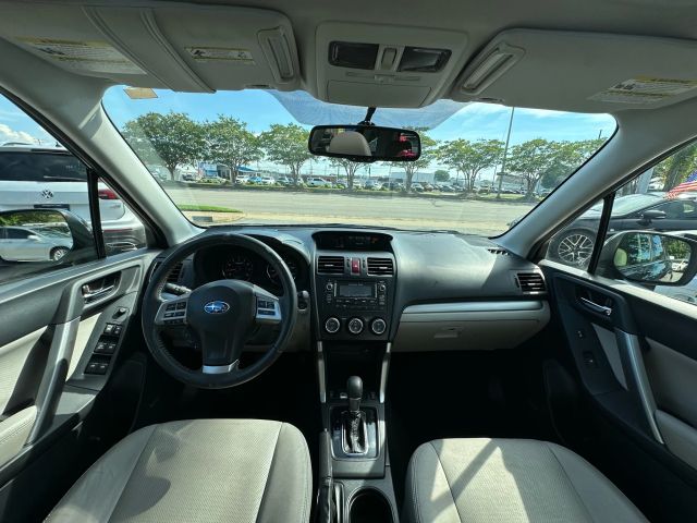 2015 Subaru Forester 2.5i Touring Image 28 of 55