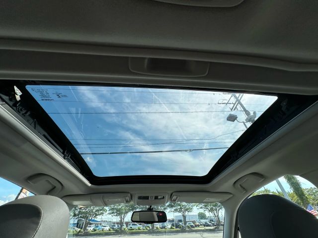 2015 Subaru Forester 2.5i Touring Image 33 of 55