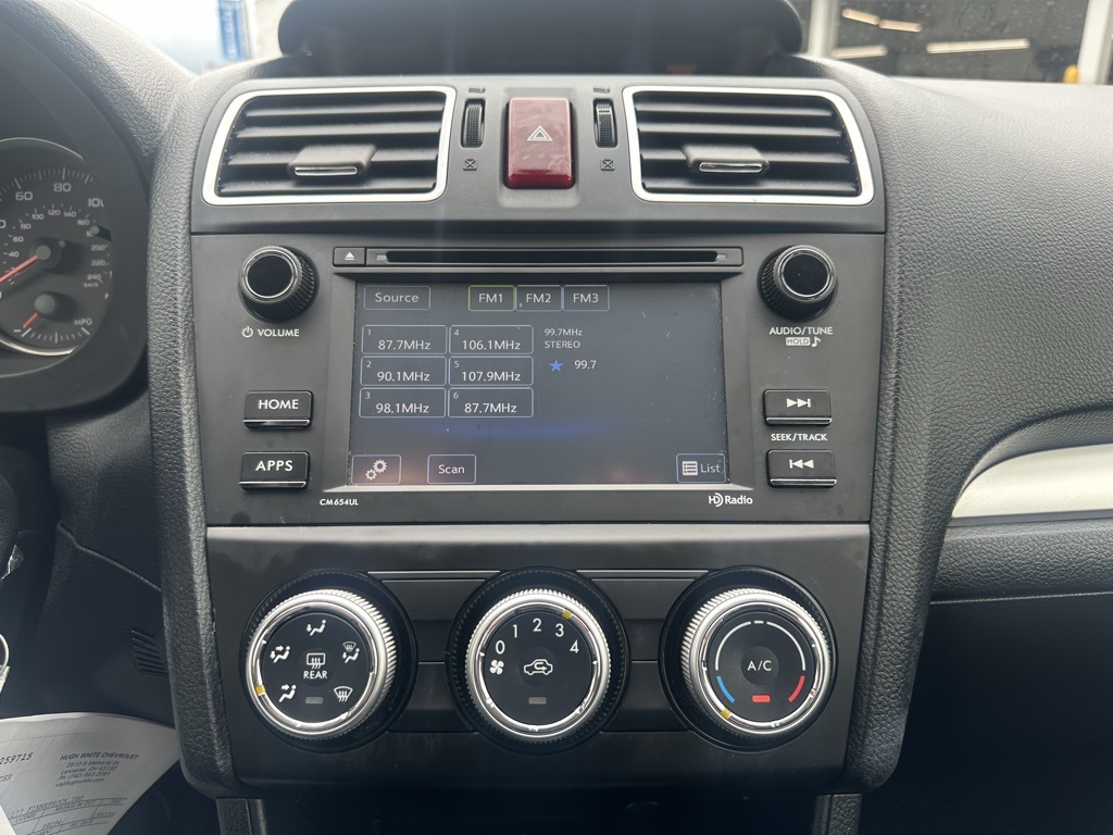 2015 Subaru Impreza 2.0i Image 10 of 11