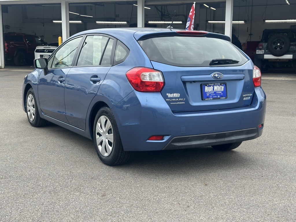 2015 Subaru Impreza 2.0i Image 5 of 11