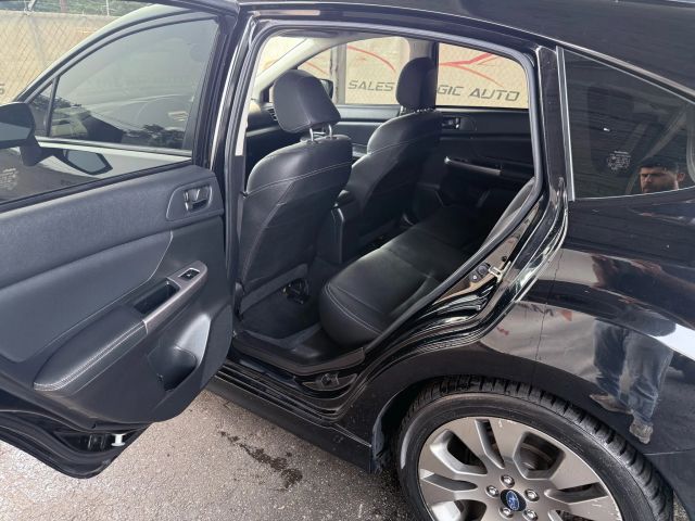 Vehicle image 41 of 48