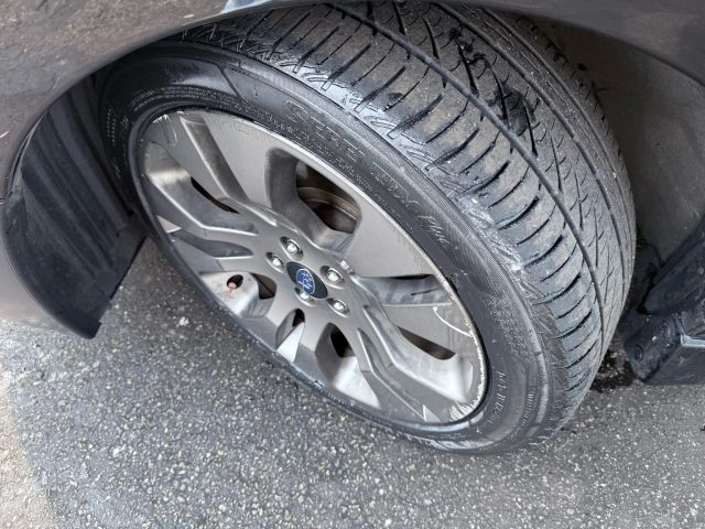 Vehicle image 17 of 48