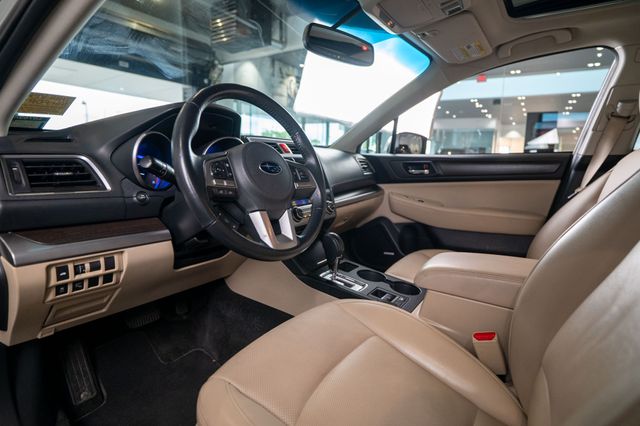2015 Subaru Legacy 2.5i Limited Image 15 of 31