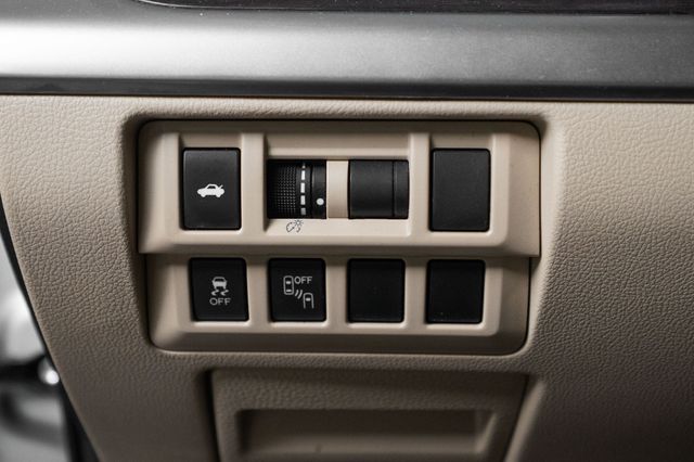 2015 Subaru Legacy 2.5i Limited Image 26 of 31