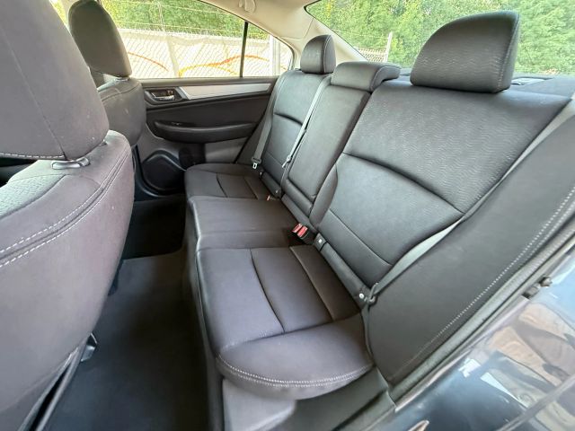 2015 Subaru Legacy 2.5i Premium Image 28 of 49