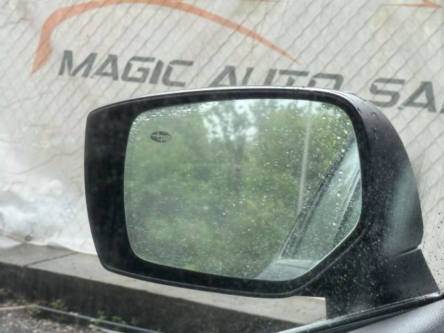 Vehicle image 46 of 47