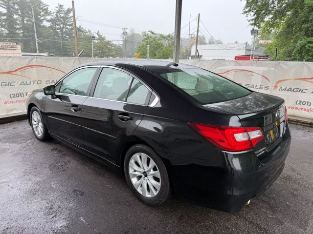 Vehicle image 10 of 47