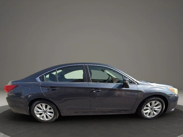 2015 Subaru Legacy 2.5i Premium Image 4 of 30