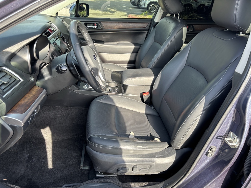 Vehicle image 17 of 45