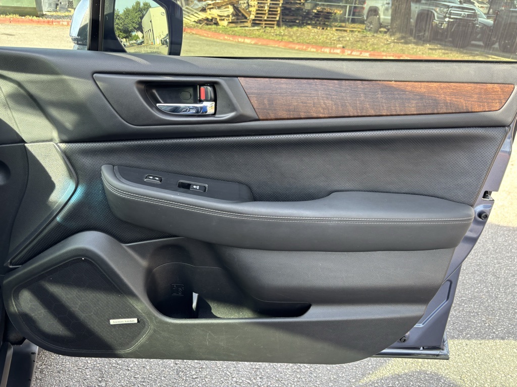 Vehicle image 36 of 45