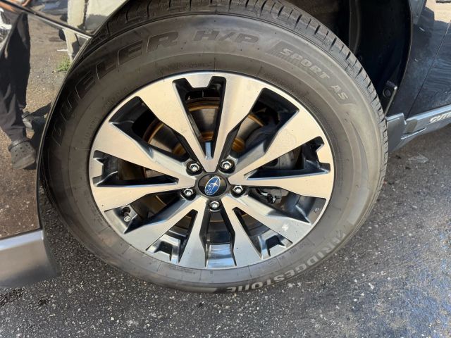 2015 Subaru Outback 2.5i Limited Image 14 of 50
