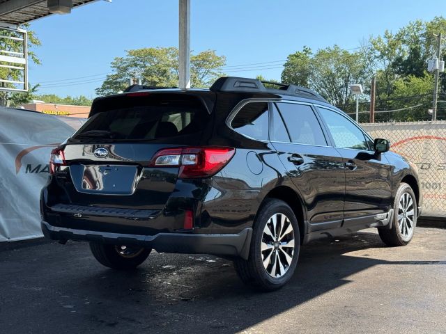 2015 Subaru Outback 2.5i Limited Image 8 of 50