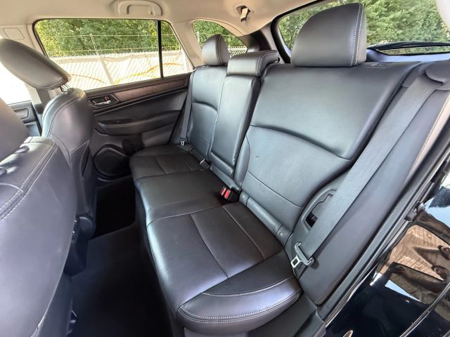 2015 Subaru Outback 2.5i Limited Image 29 of 50