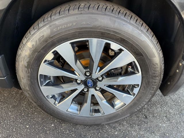 2015 Subaru Outback 2.5i Limited Image 13 of 50
