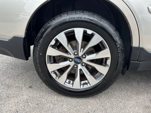 2015 Subaru Outback 2.5i Limited Image 49 of 55