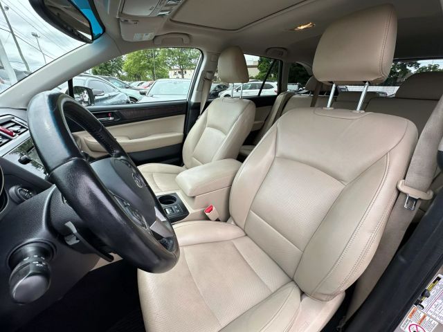2015 Subaru Outback 2.5i Limited Image 12 of 55