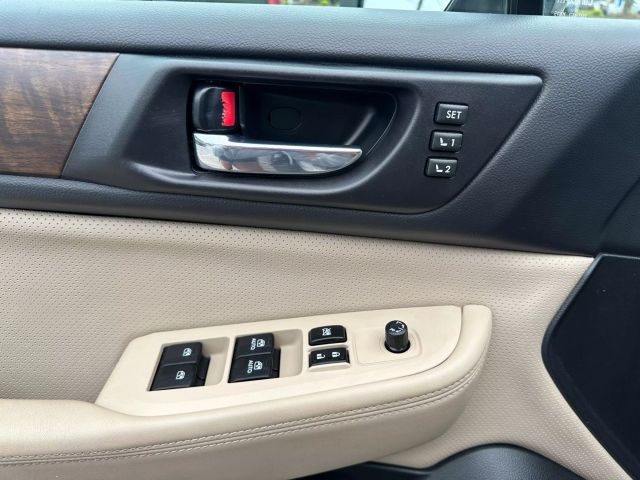 2015 Subaru Outback 2.5i Limited Image 17 of 55