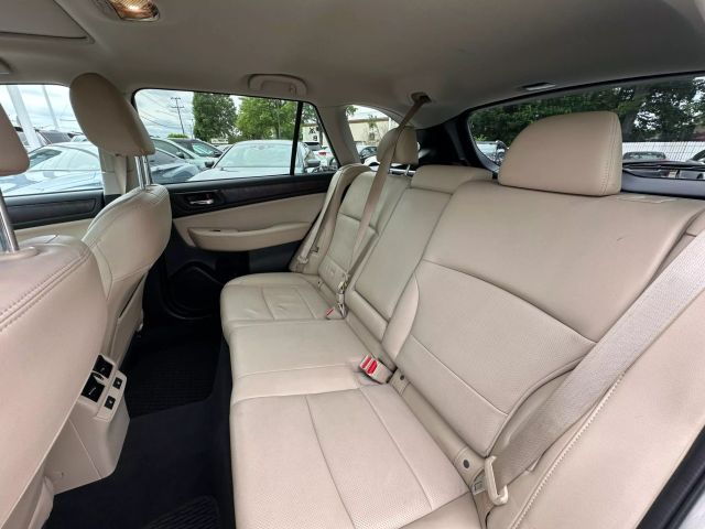2015 Subaru Outback 2.5i Limited Image 20 of 55