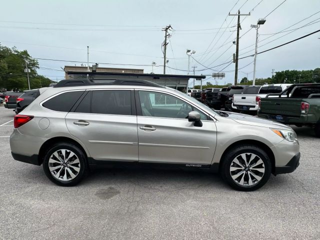 2015 Subaru Outback 2.5i Limited Image 5 of 55