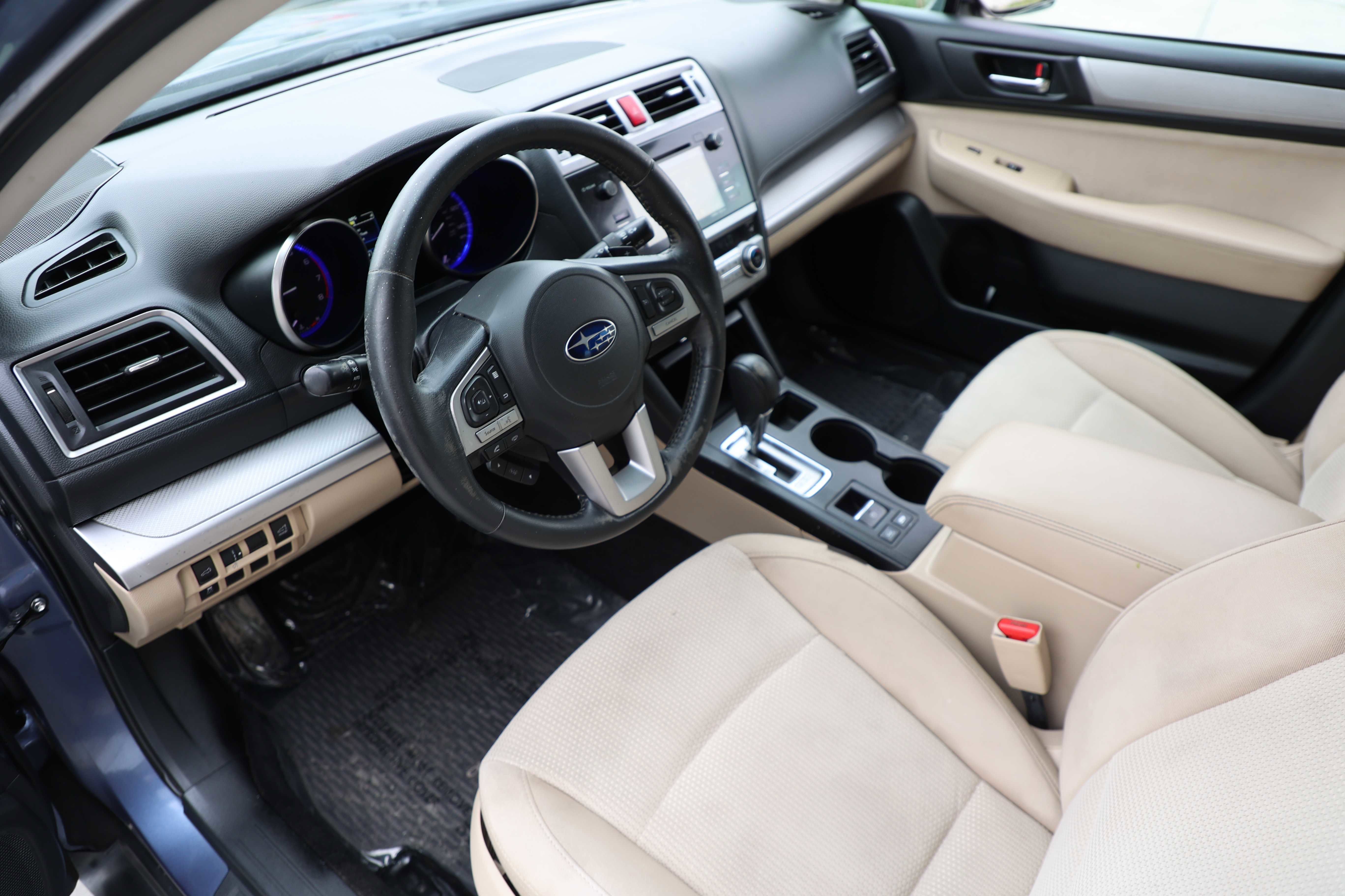 2015 Subaru Outback 2.5i Premium Image 9 of 15