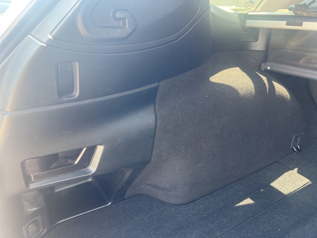 2015 Subaru Outback 2.5i Premium Image 16 of 47