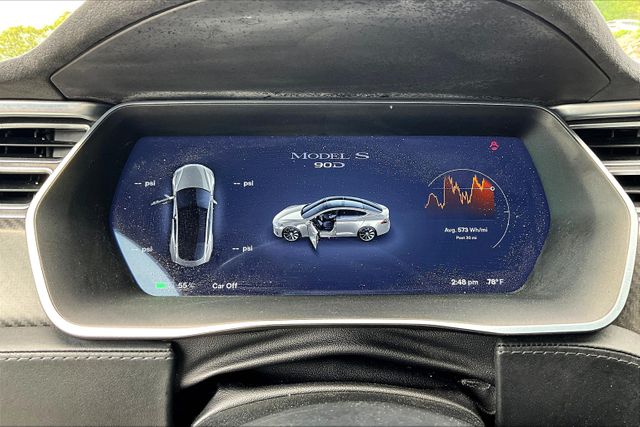 Vehicle image 19 of 33