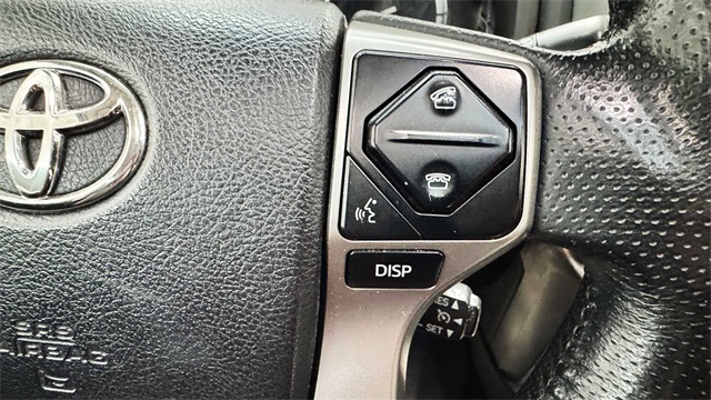 Vehicle image 19 of 39