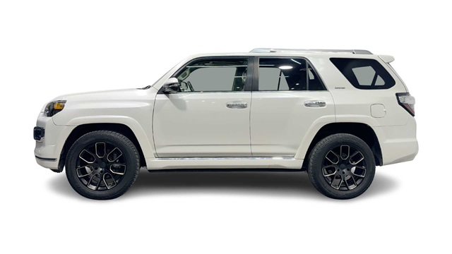 Vehicle image 7 of 39