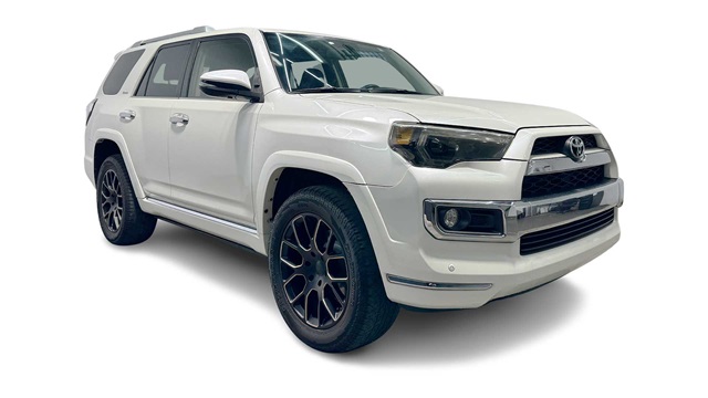 Vehicle image 3 of 39