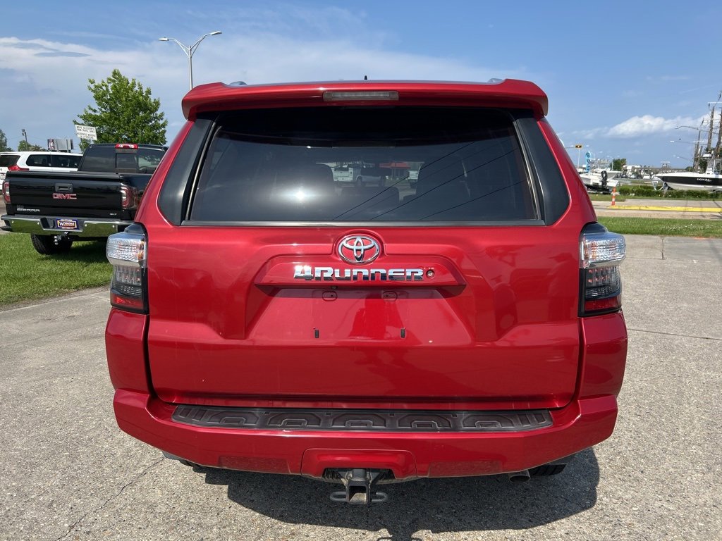 Vehicle image 3 of 27