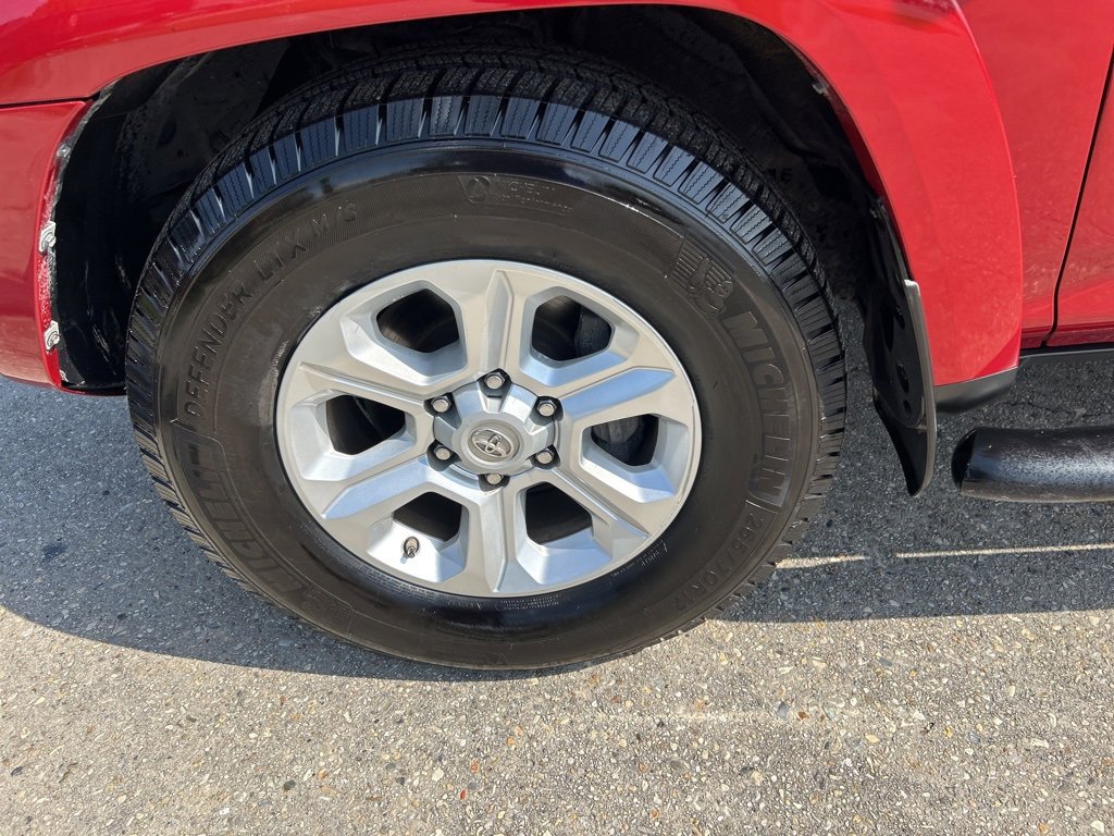 Vehicle image 26 of 27