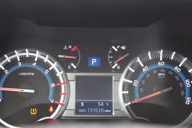Vehicle image 31 of 45