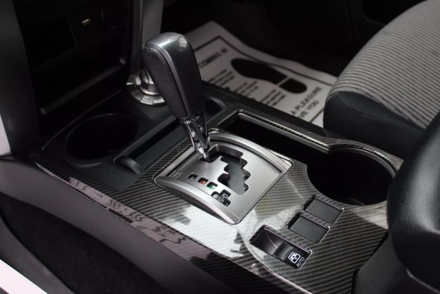 Vehicle image 23 of 45