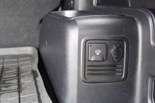 Vehicle image 37 of 45