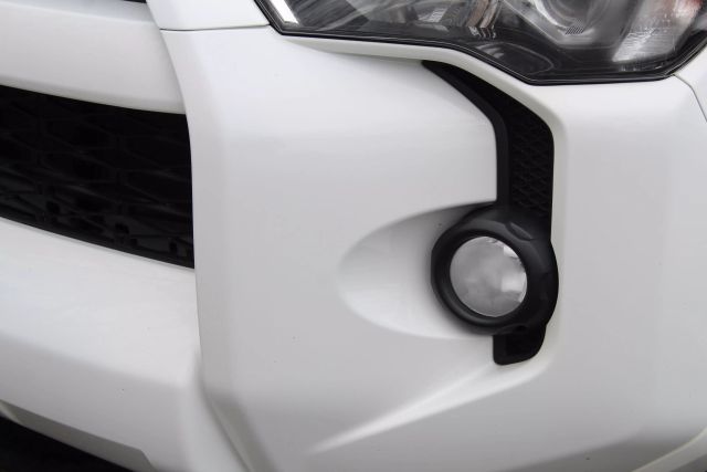 Vehicle image 40 of 45