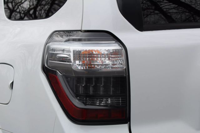 Vehicle image 44 of 45