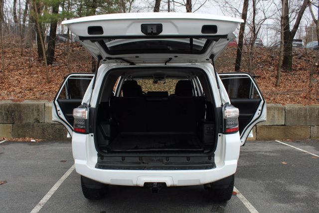 Vehicle image 10 of 45