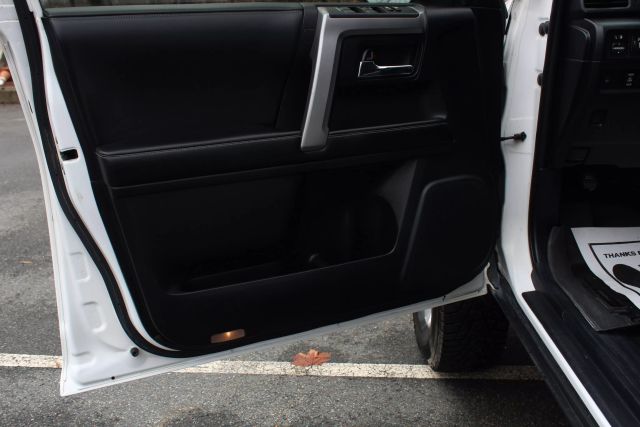 Vehicle image 12 of 45