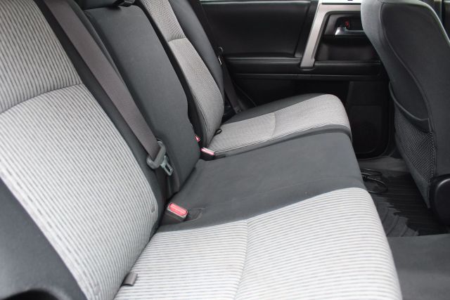 Vehicle image 15 of 45
