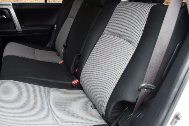 Vehicle image 13 of 45