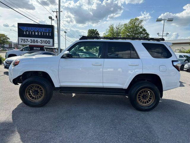Vehicle image 6 of 50