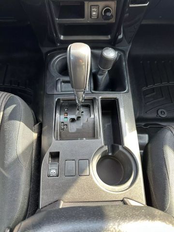 Vehicle image 39 of 50