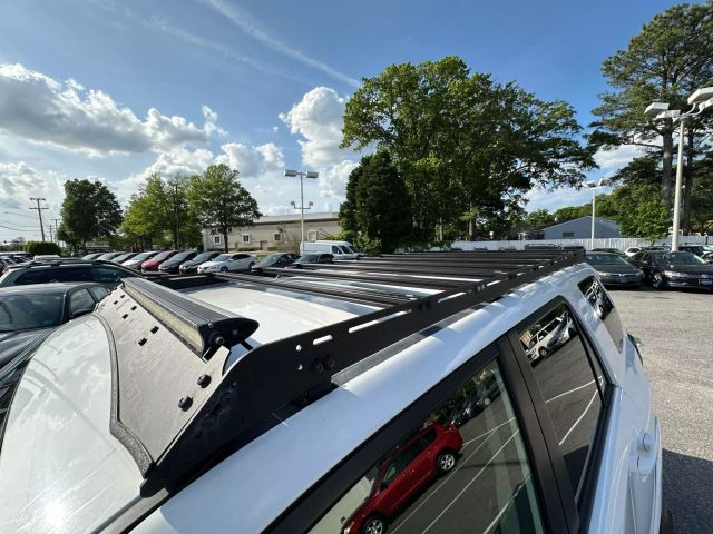 Vehicle image 48 of 50