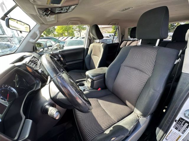 Vehicle image 12 of 50