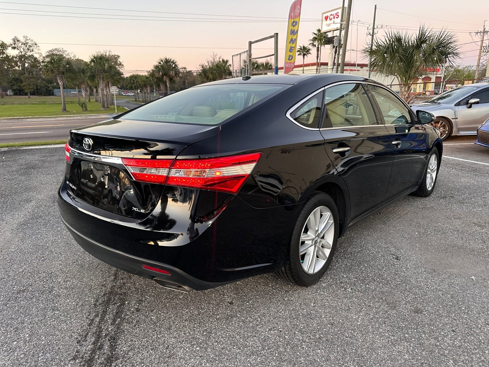 Vehicle image 5 of 21