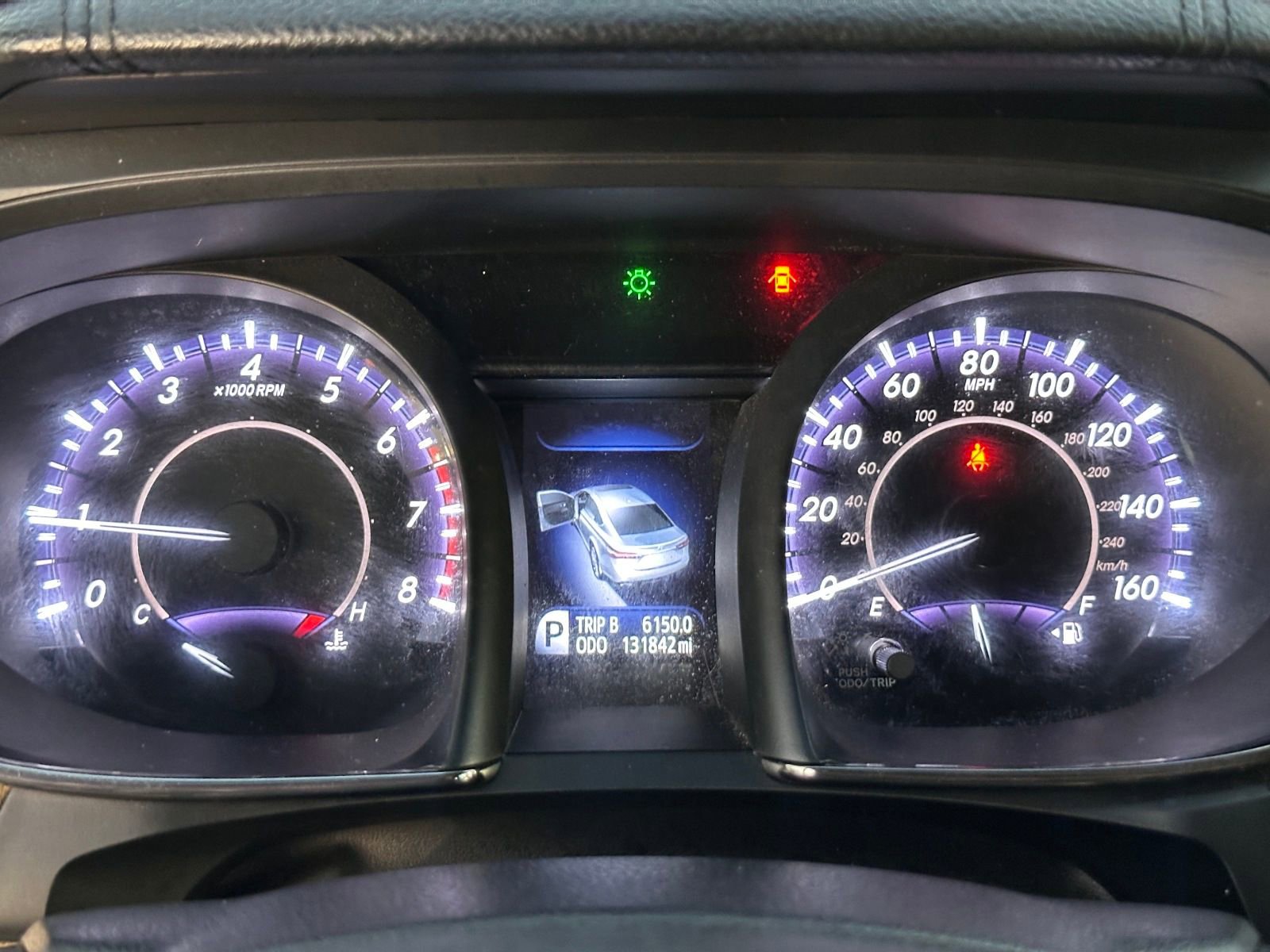 Vehicle image 14 of 21