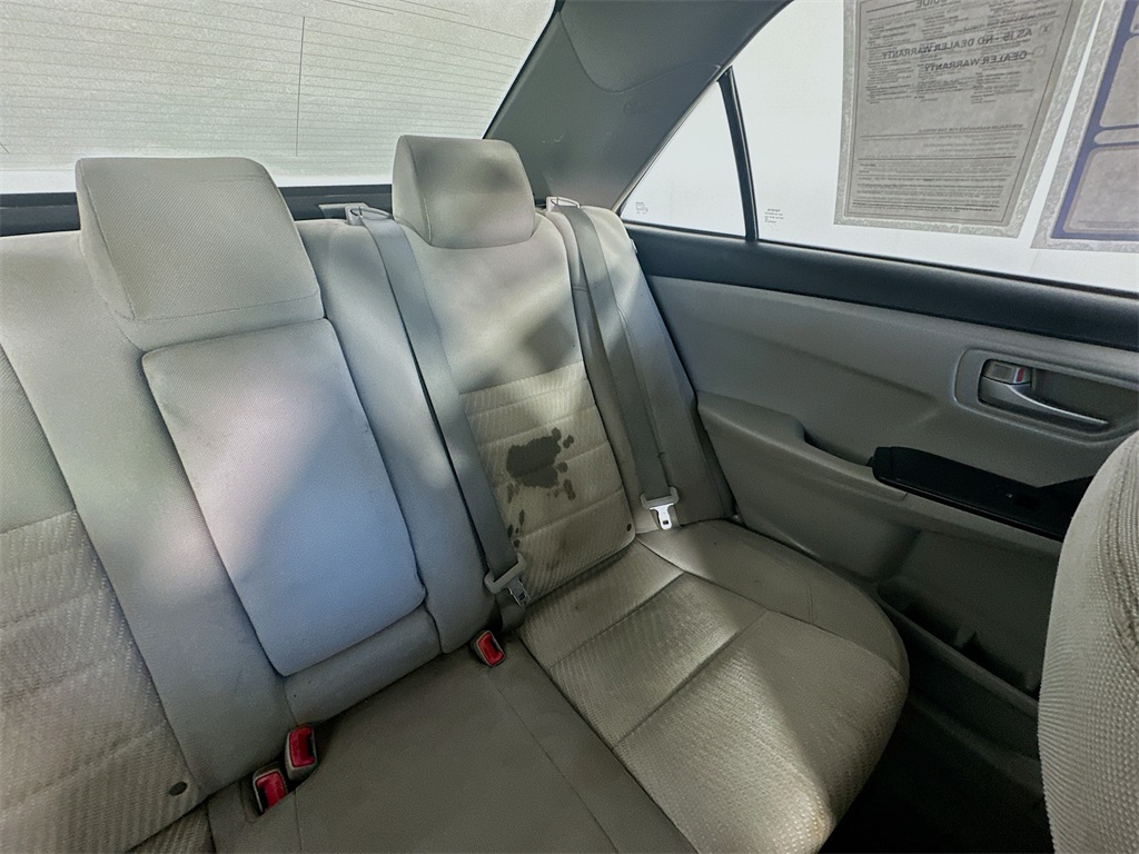 Vehicle image 14 of 36