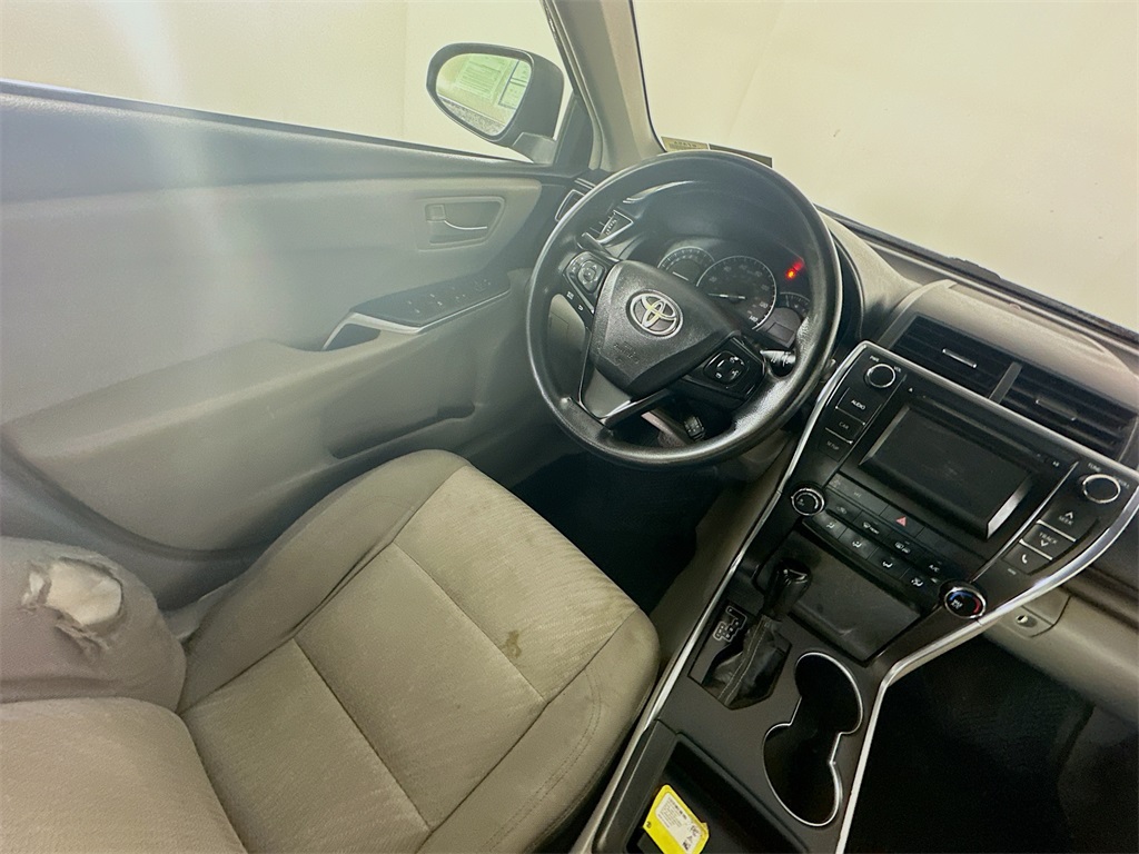 Vehicle image 9 of 36