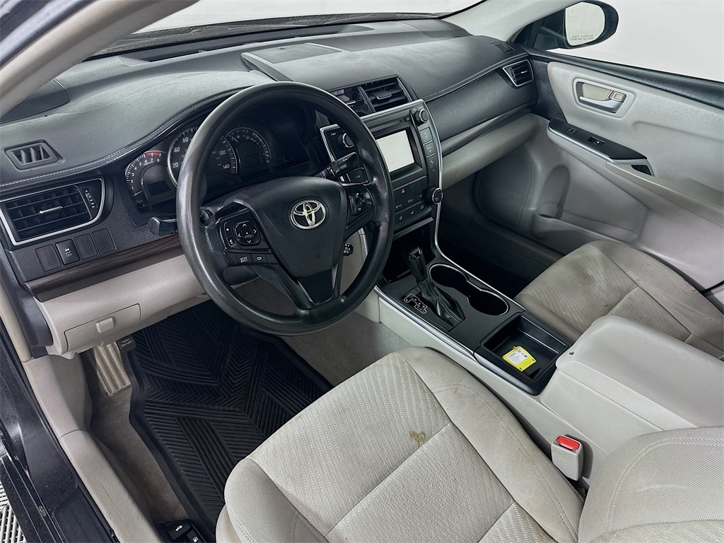 Vehicle image 29 of 36